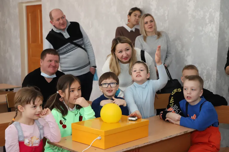 20 и 21 февраля специалисты Центра поддержки молодежных инициатив провели спортивные и развлекательные мероприятия для самой юной градации городского движения детей и молодежи «Будущее Байконура».