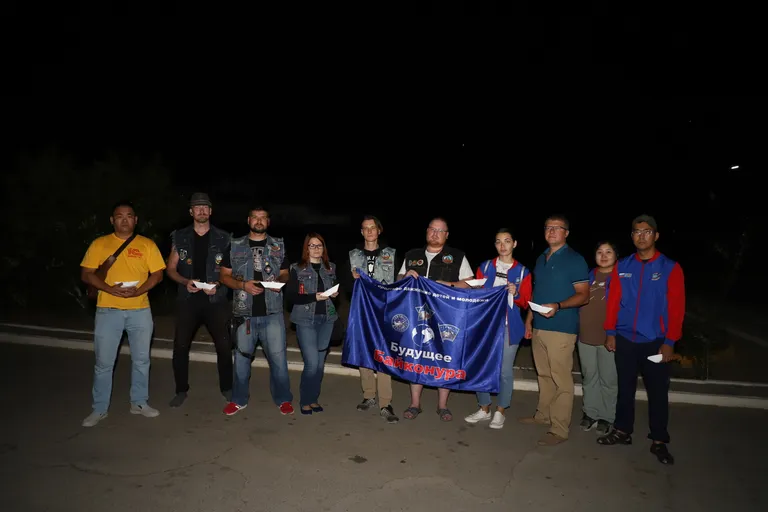 22 июня, в День памяти и скорби, активисты городского движения детей и молодежи «Будущее Байконура» в лице работников ГУП ПЭО «Байконурэнерго» и членов мотоклуба «БАЙКОНУР» присоединились к мемориальной акции «Свеча памяти», организованной филиалом АО «ЦЭНКИ» — Космический центр «Южный».