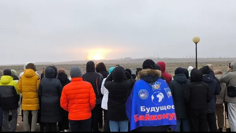 15 февраля более 150 активистов городского движения детей и молодежи «Будущее Байконура» посетили пуск ракеты-носителя «Союз-2.1а» с грузовым кораблем «Прогресс МС-26».