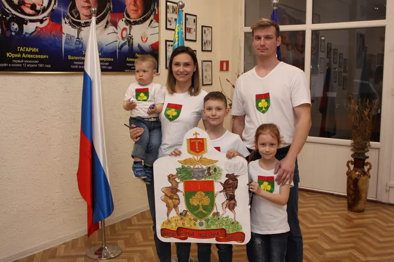 Семья превыше всего!