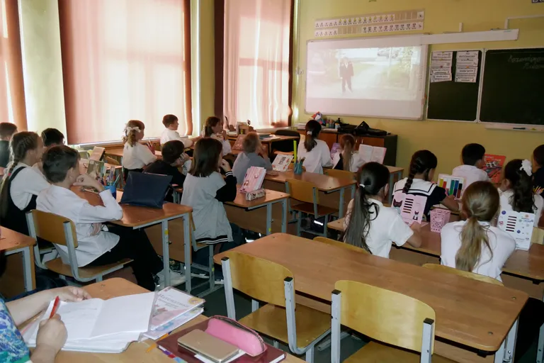 Киноуроки в школах Байконура: искусство кино и воспитание нравственных качеств.