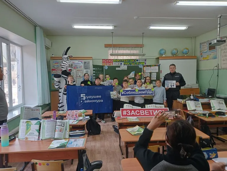 🚨 «Берегись автомобиля!» — в Байконуре прошла профилактическая акция по безопасности на дорогах 🚸