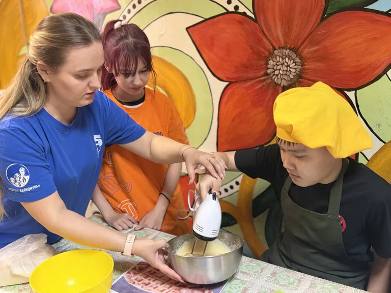 🧇 Волшебство на кухне: тёплый мастер-класс ко Дню вафель ✨