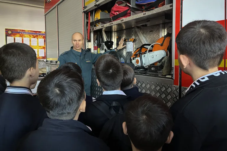 🔥🚒 Экскурсия в Специальную пожарно-спасательную часть №1