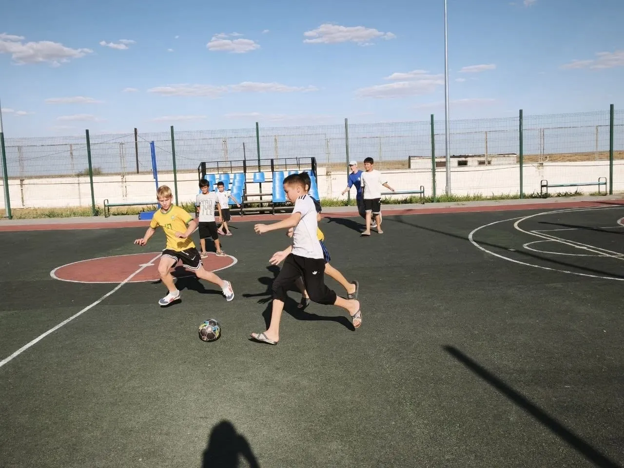 🏆 «Чемпионы нашего двора»: спорт, дружба и море улыбок! ☀